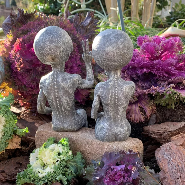 Alien Outer Space Alien Dude & Babe Shelf Sitters 2-Piece Set