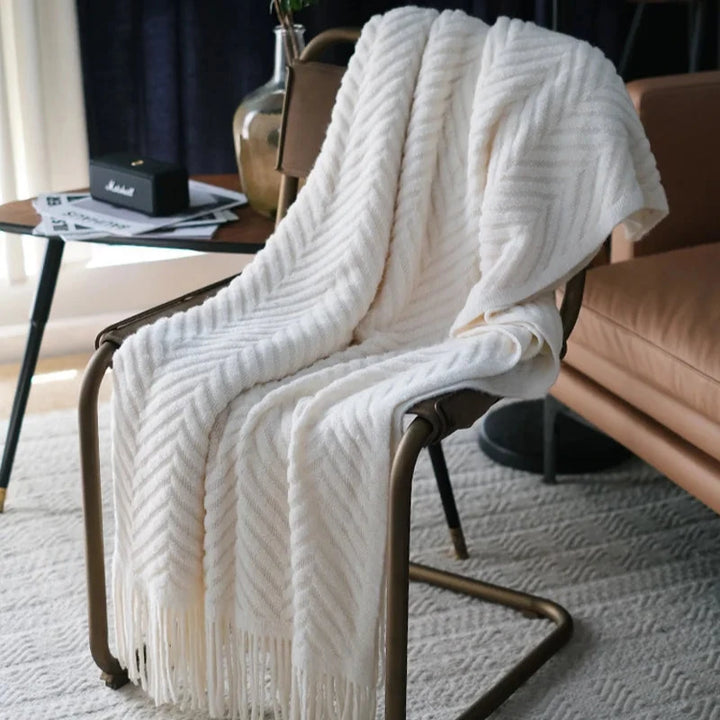 Soft Zig-Zag Knitted Throw Blanket